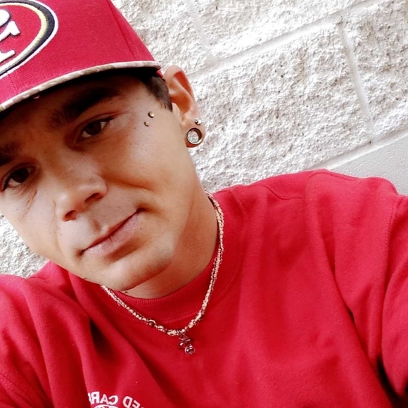 Meet your Posher, Jd - Picture 2 of 3